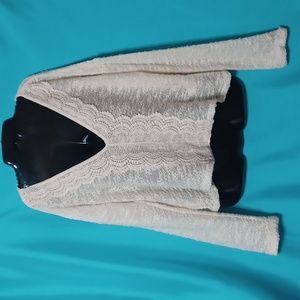 Francescas Dina be Beige V-Neck Pullover Knitted Sweater. Size L